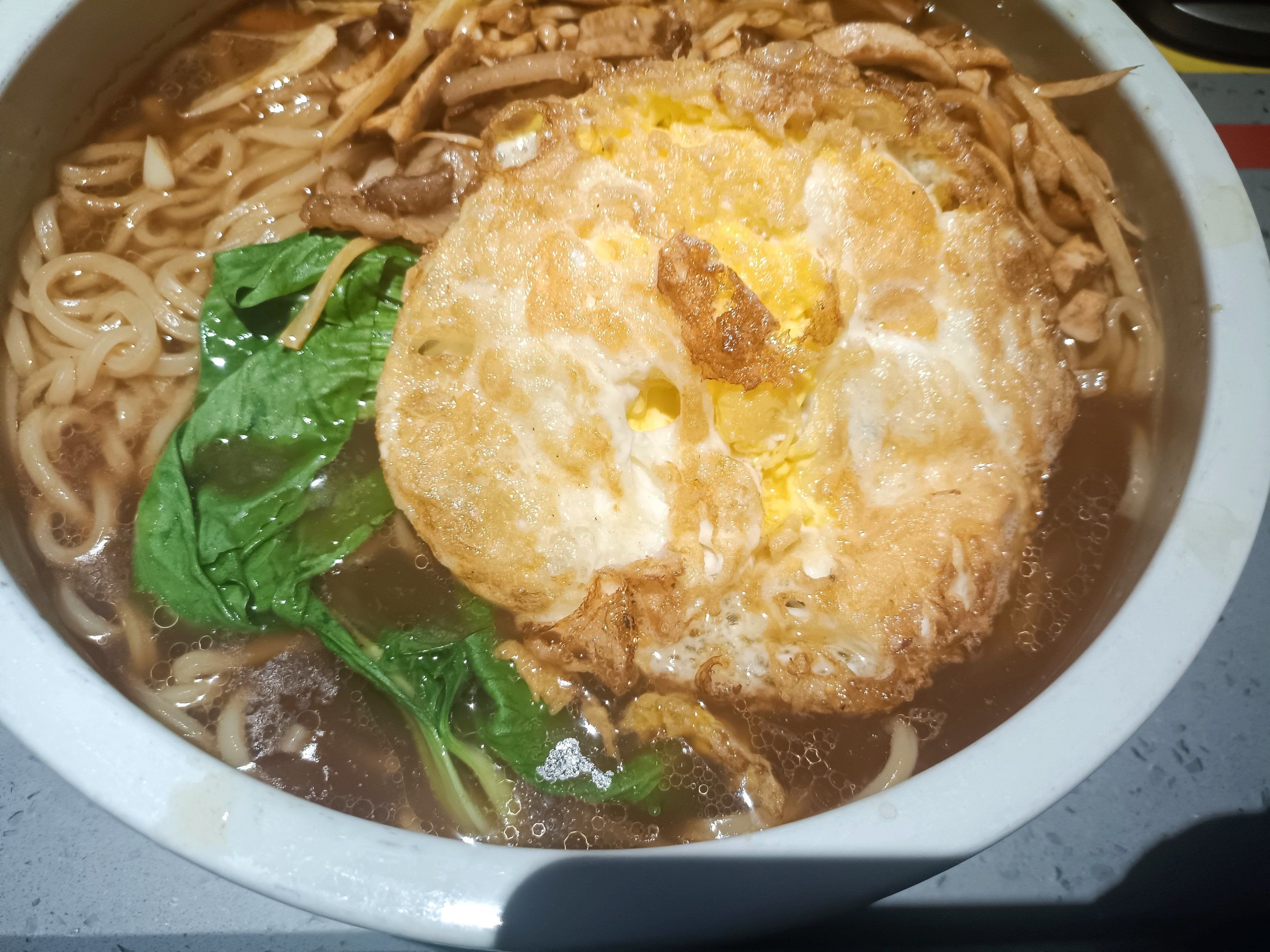 母亲亲手做的一碗生日面是什么美味?...