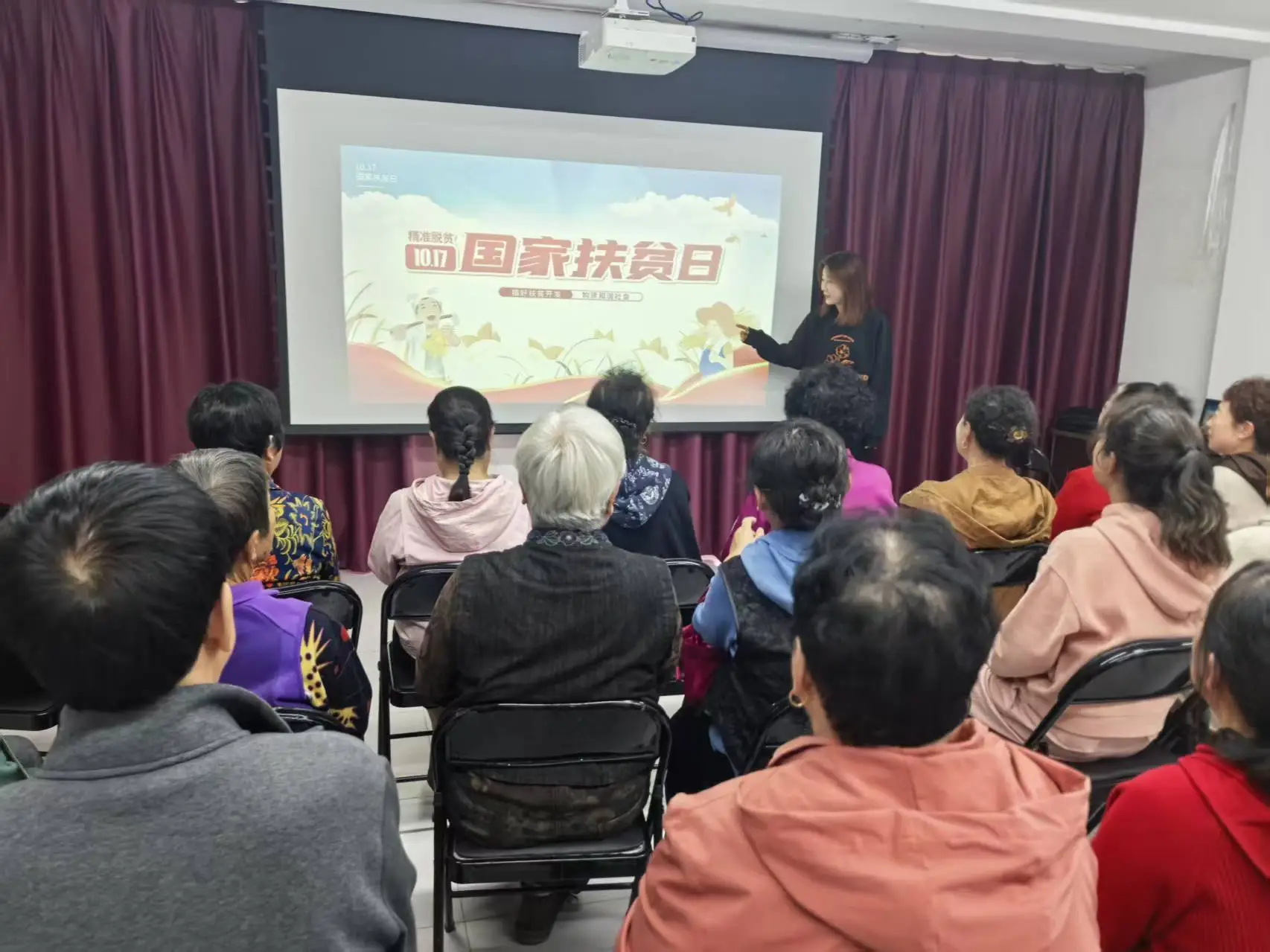 直接发钱给贫困户：这种援助新模式会管用吗？...