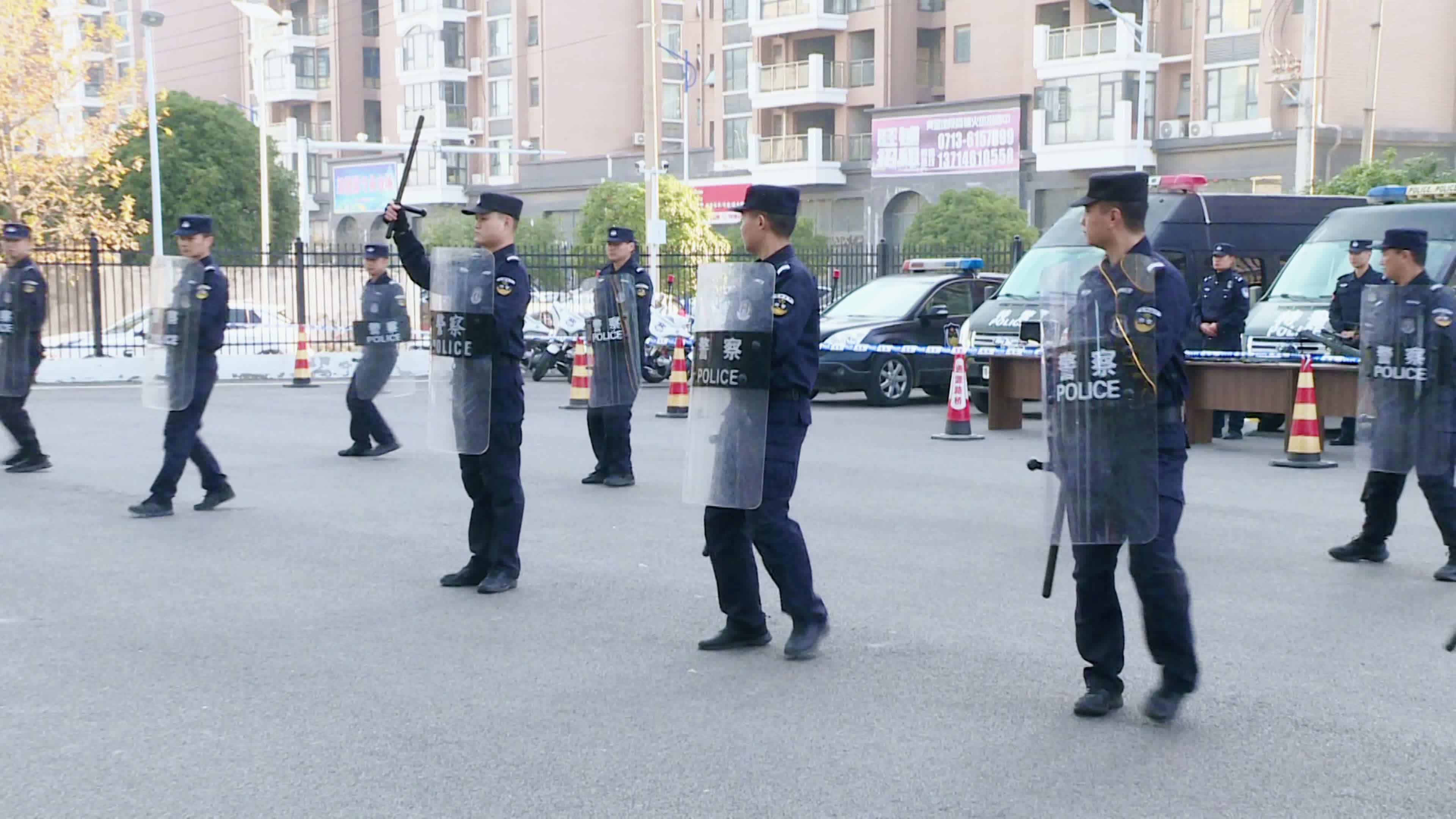 公安特勤防暴队职责解析 军校与普通大学区别对比