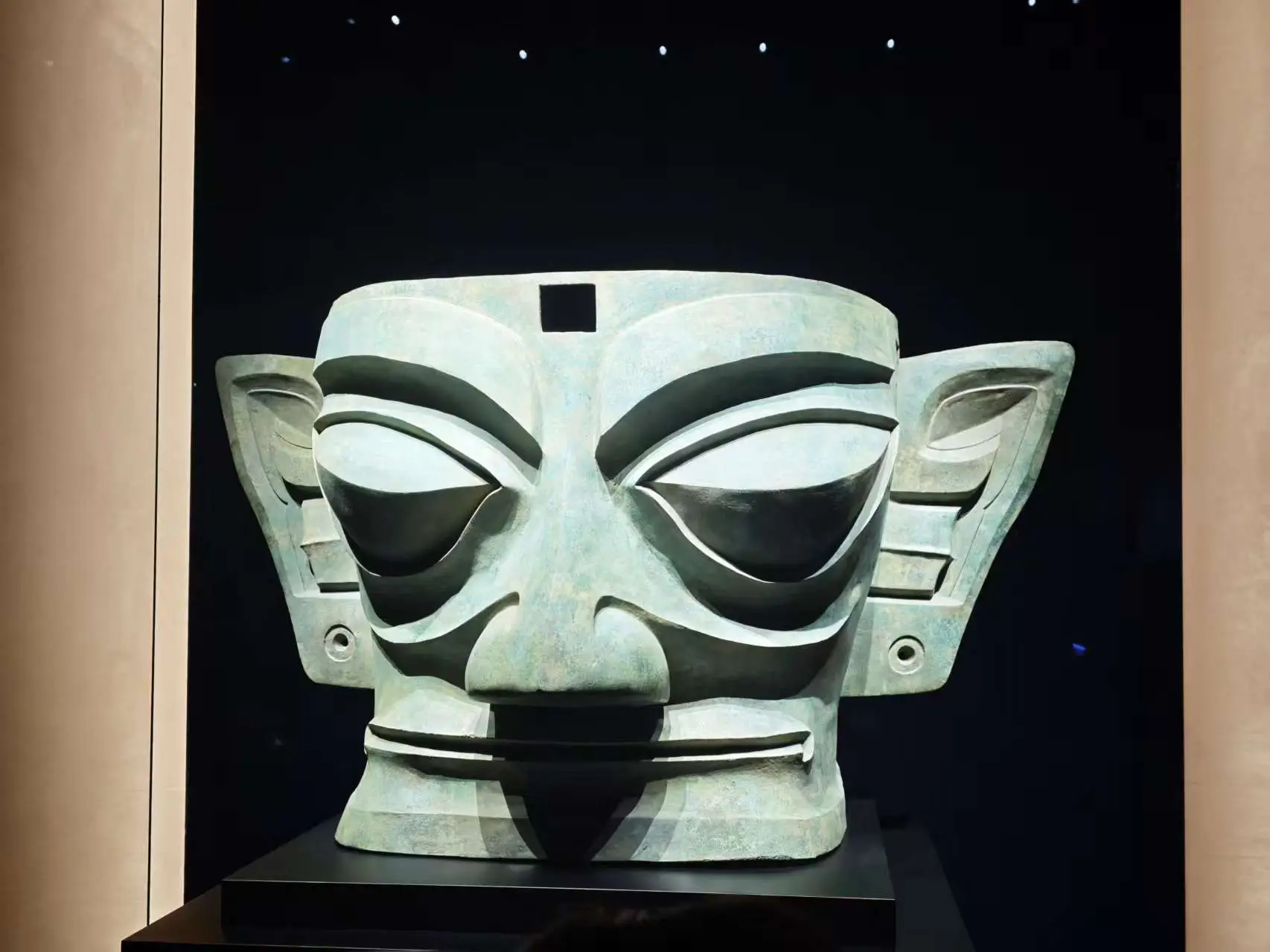 三星堆游览路线攻略 三星堆遗址历史背景介绍