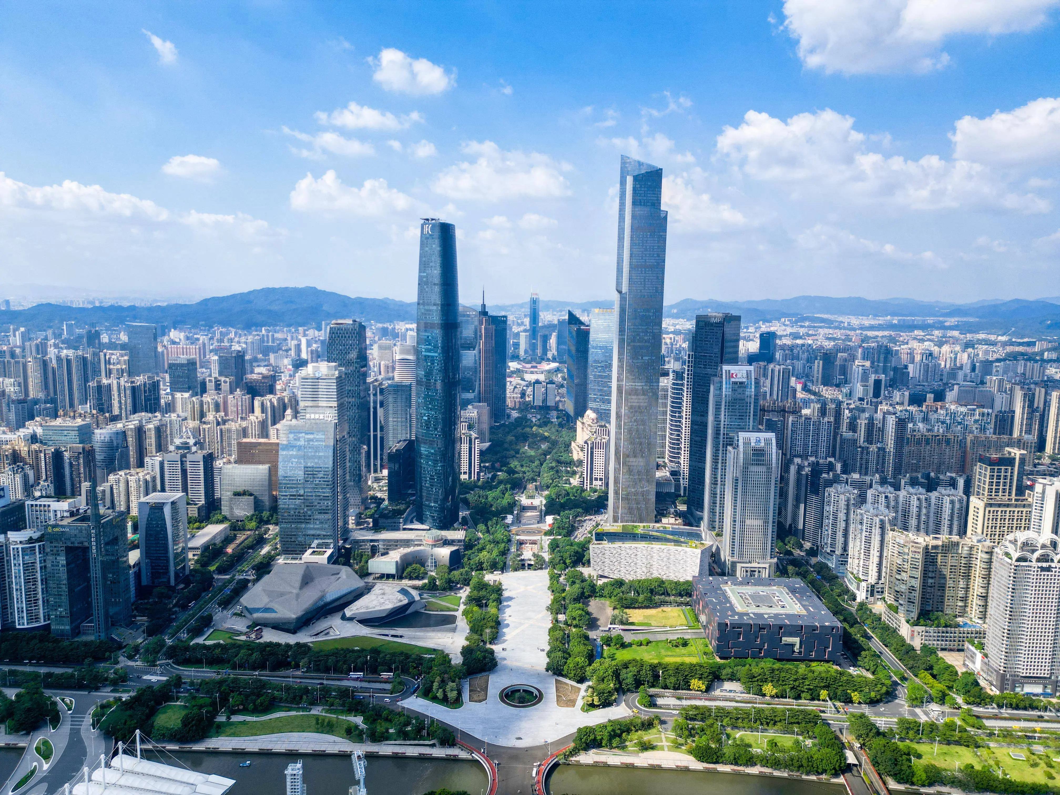 天河区品茶全攻略：从老广茶楼到网红新派的舌尖漫游