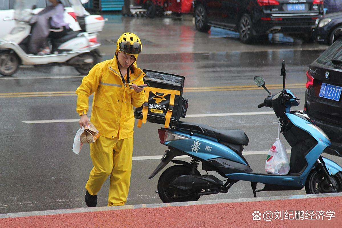 外卖小哥是如何在路上收获美好?...