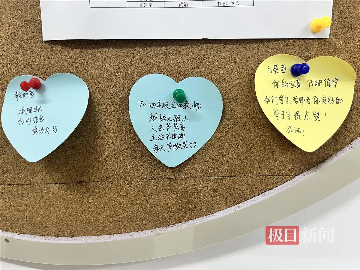 李白、杜甫、孟浩然们,应该划入“夸夸群”和“喷喷群...