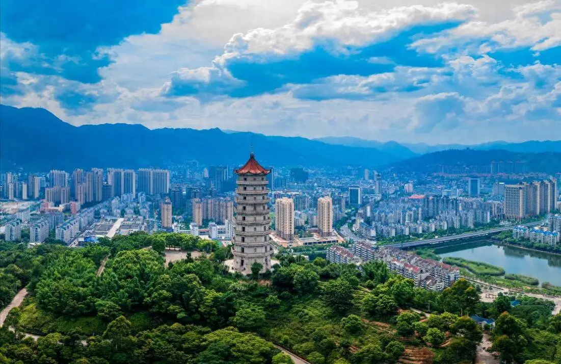 宁德城市简介与经济现状解析，宁德酒店如何叫小姐