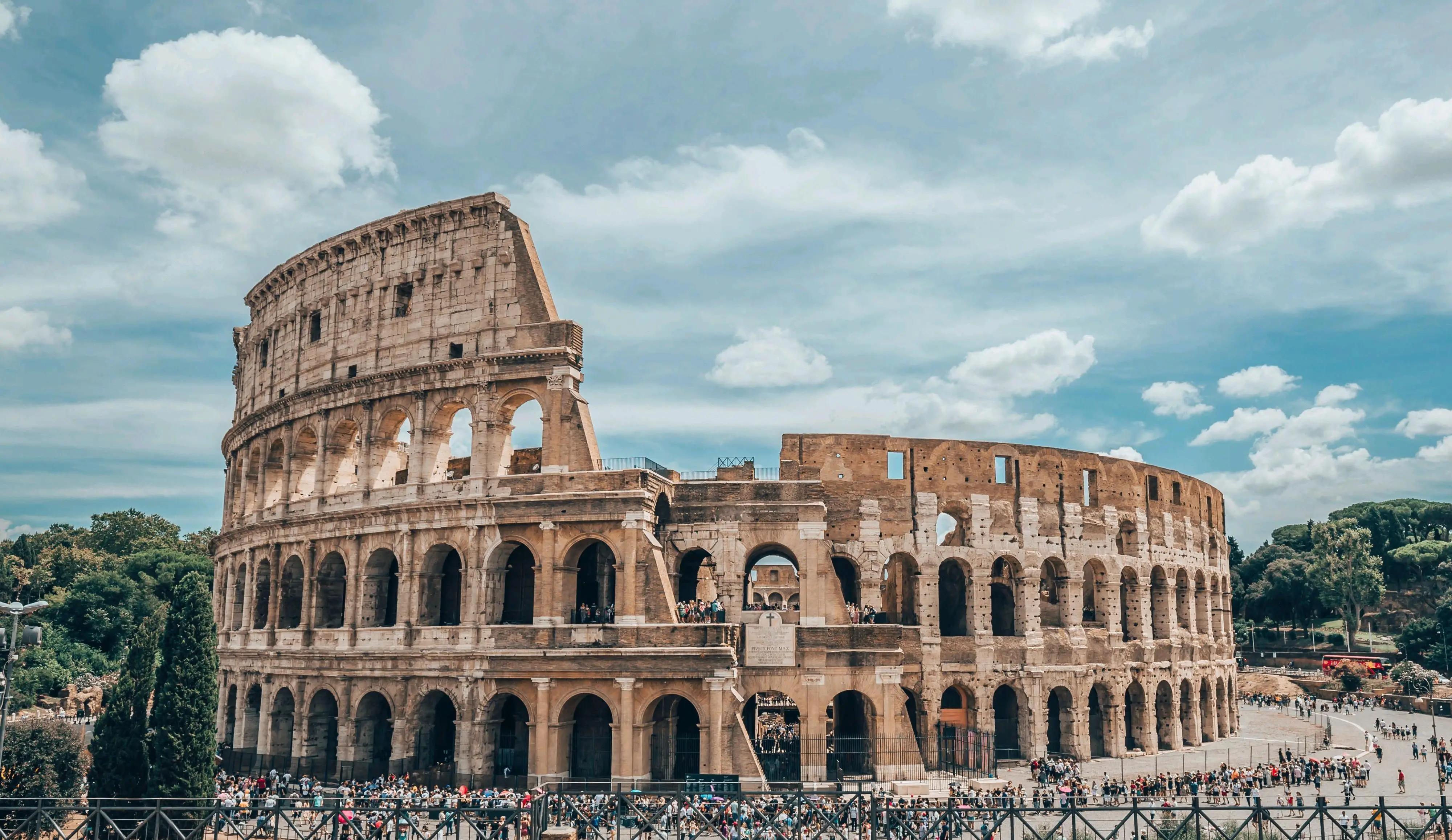 普罗旺斯的古罗马遗迹为何如此迷人？...