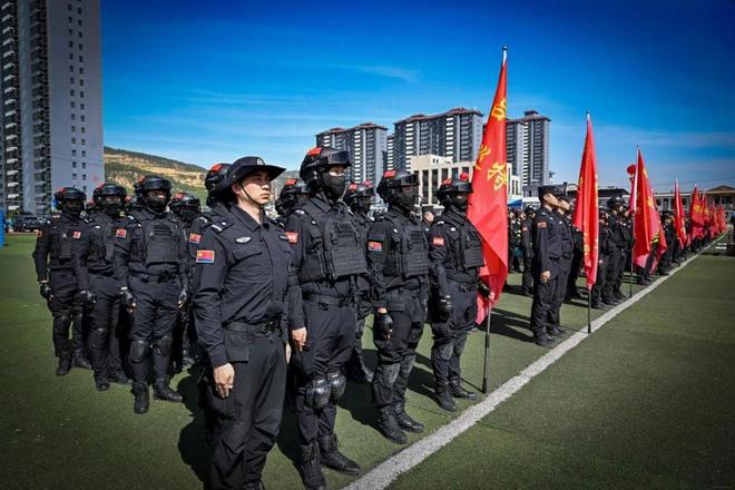 自动武器专业的拆枪课是一种什么体验?...