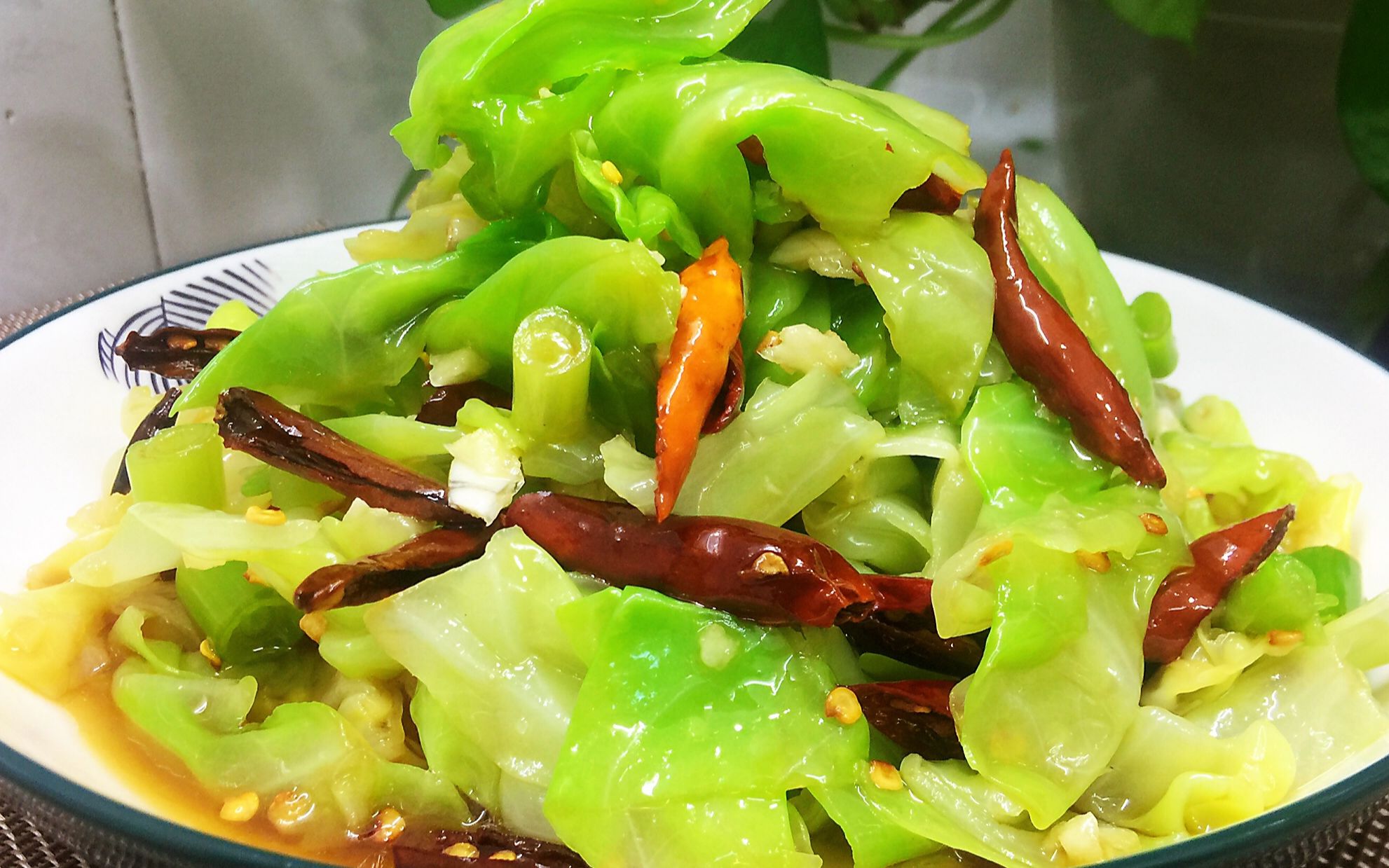 夏日炎炎,如何做爽口美味的川味凉菜?...