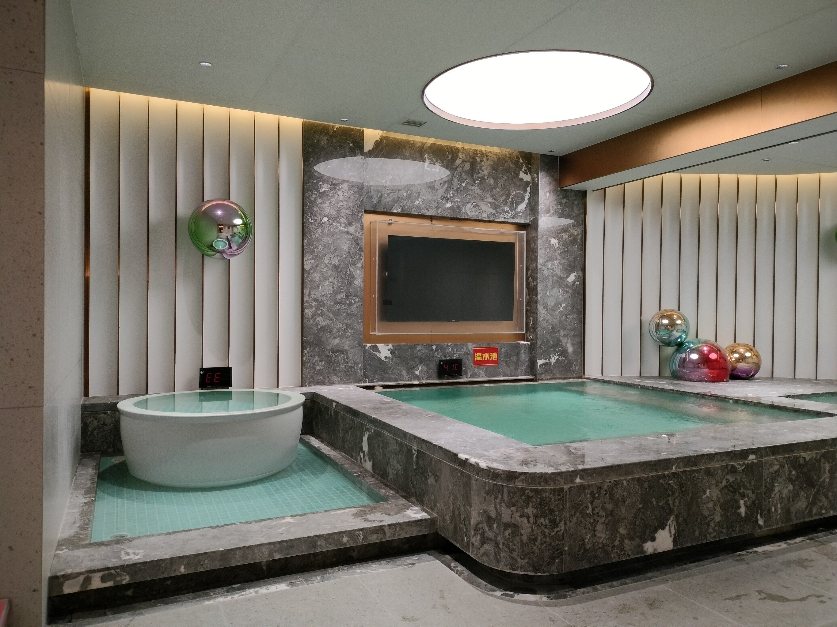 经验分享:哈尔滨洗浴带颜色_如何识别与选择_专业避坑与安全指南