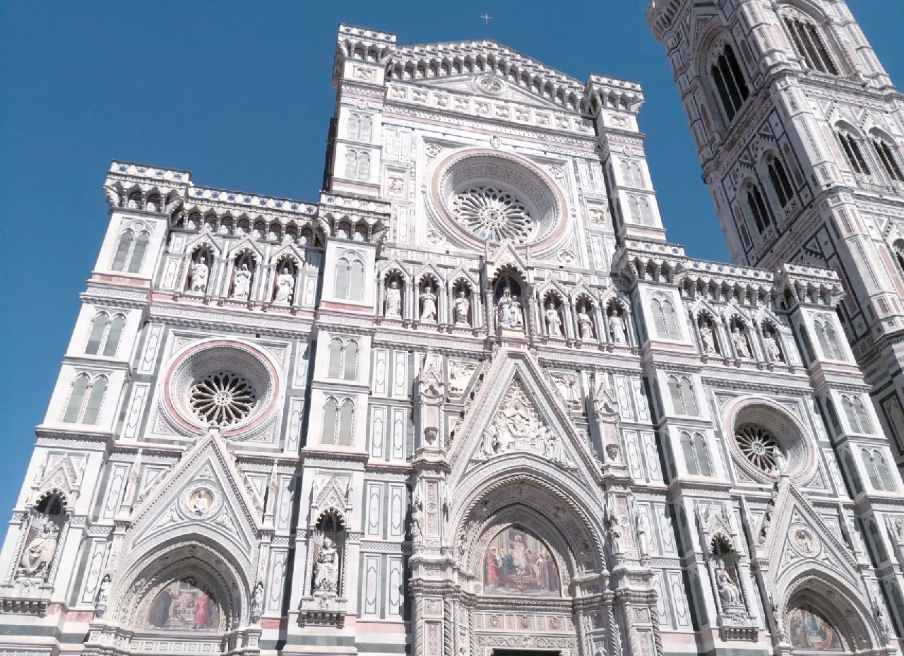 雅典为什么收到全世界陌生人的热爱?...