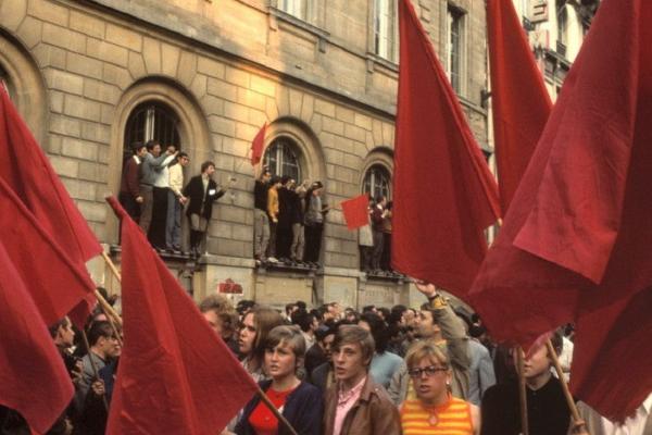 五月风暴的背景与影响 法国1968年社会运动全解析