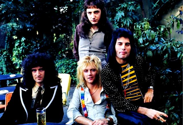 《波西米亚狂想曲》:皇后乐队的绝唱?...